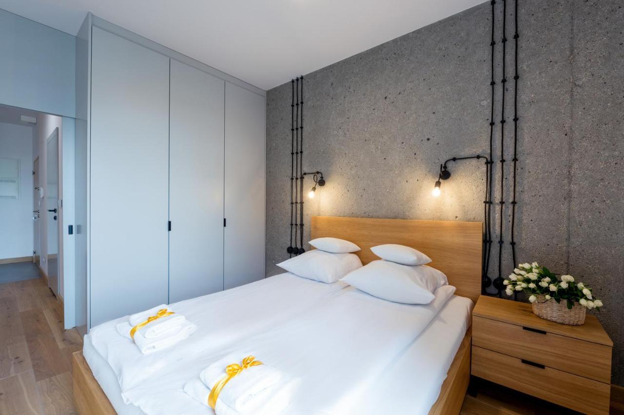 Hotel apartamentowy Kolejowa 3*