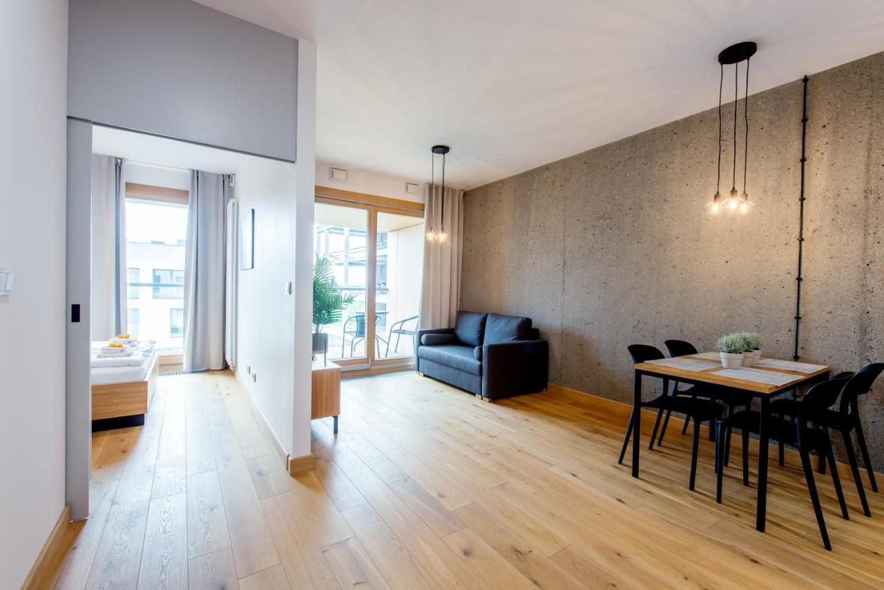 Hotel apartamentowy Kolejowa 3*