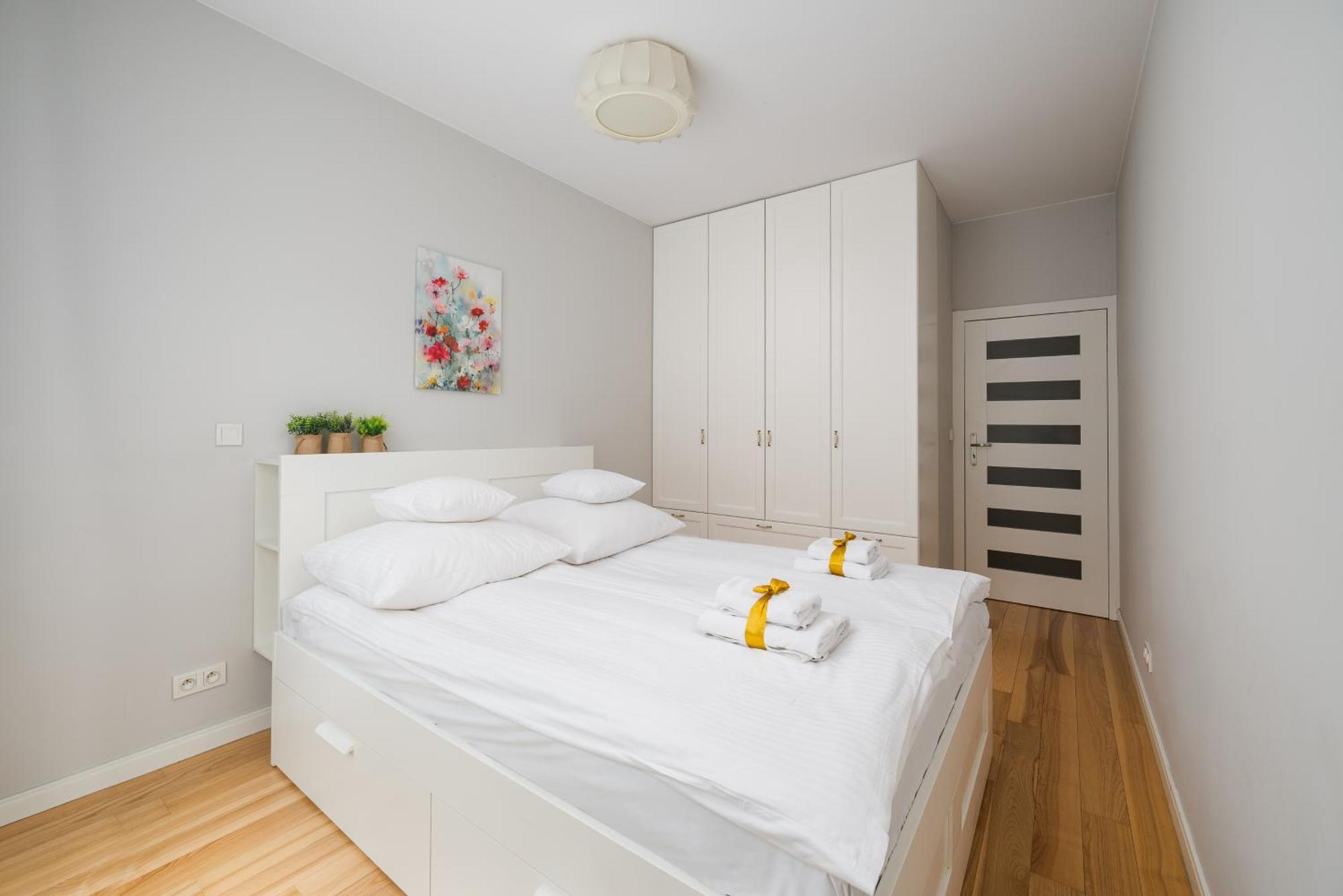 Hotel apartamentowy Kolejowa Warszawa